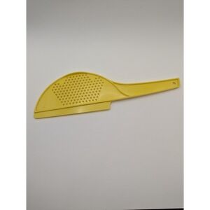 Vintage Rubbermaid Yellow Pot Strainer Handheld Pasta Drainer 1907-3 USA Made